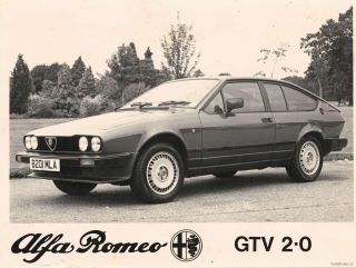Alfa Romeo GTV 2.0 (Oficiální fotografie)